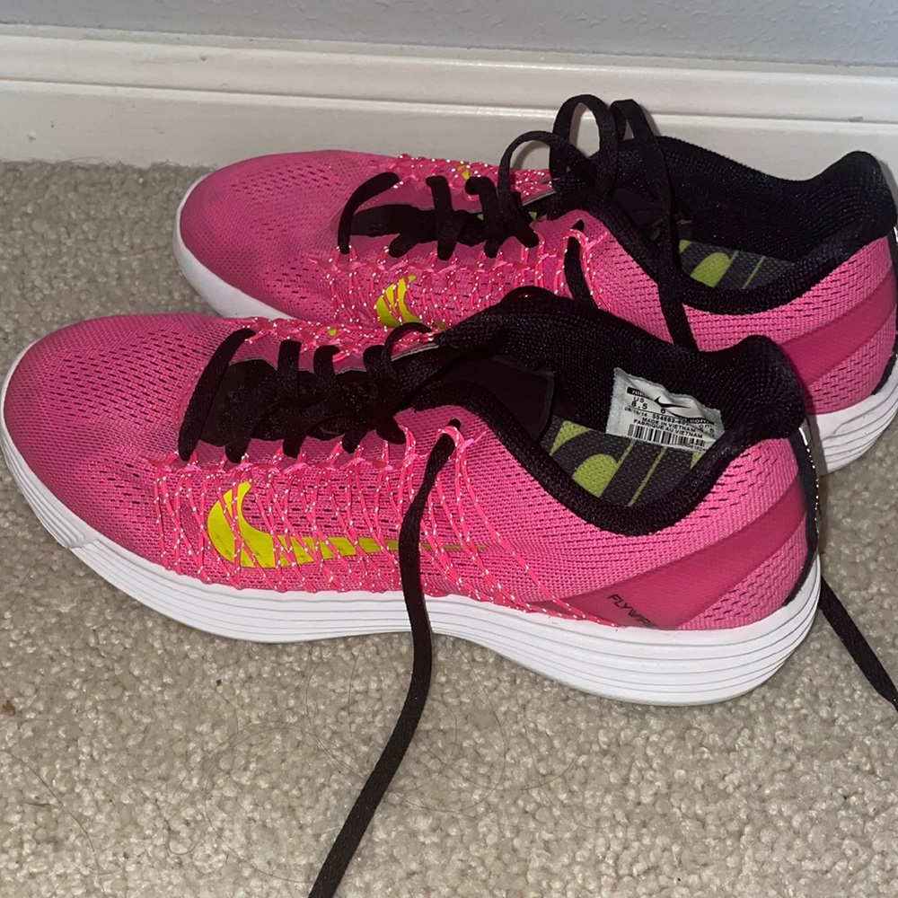 Nike Lunaracer Fly Wire Racing Women’s Running Shoe Pink Size 8.5